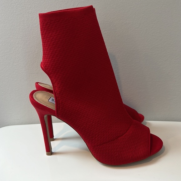 🆕 Steve Madden Red Knit Bootie SZ 7.5 - Picture 7 of 9